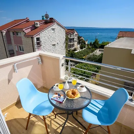 San Marian Apartament Podstrana